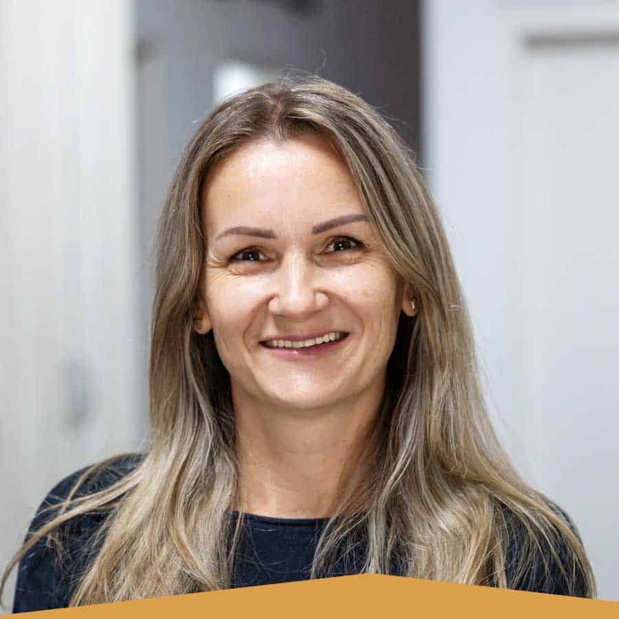 https://inocenti.ro/wp-content/uploads/2025/06/Alexandra-Chirlejan.jpg